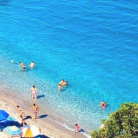 Sweet Sea View Appartement Savona Buitenkant foto