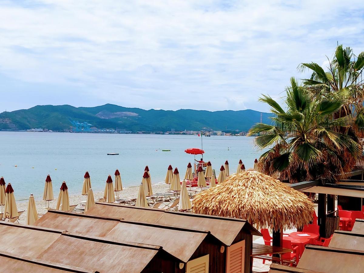 Sweet Sea View Appartement Savona Buitenkant foto