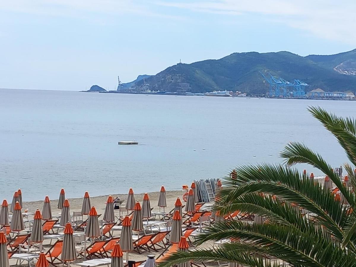 Sweet Sea View Appartement Savona Buitenkant foto